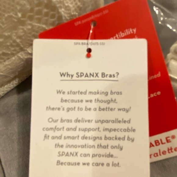 Spanx Undie-tectable lace wireless bralette - Powder - Picture 10 of 11